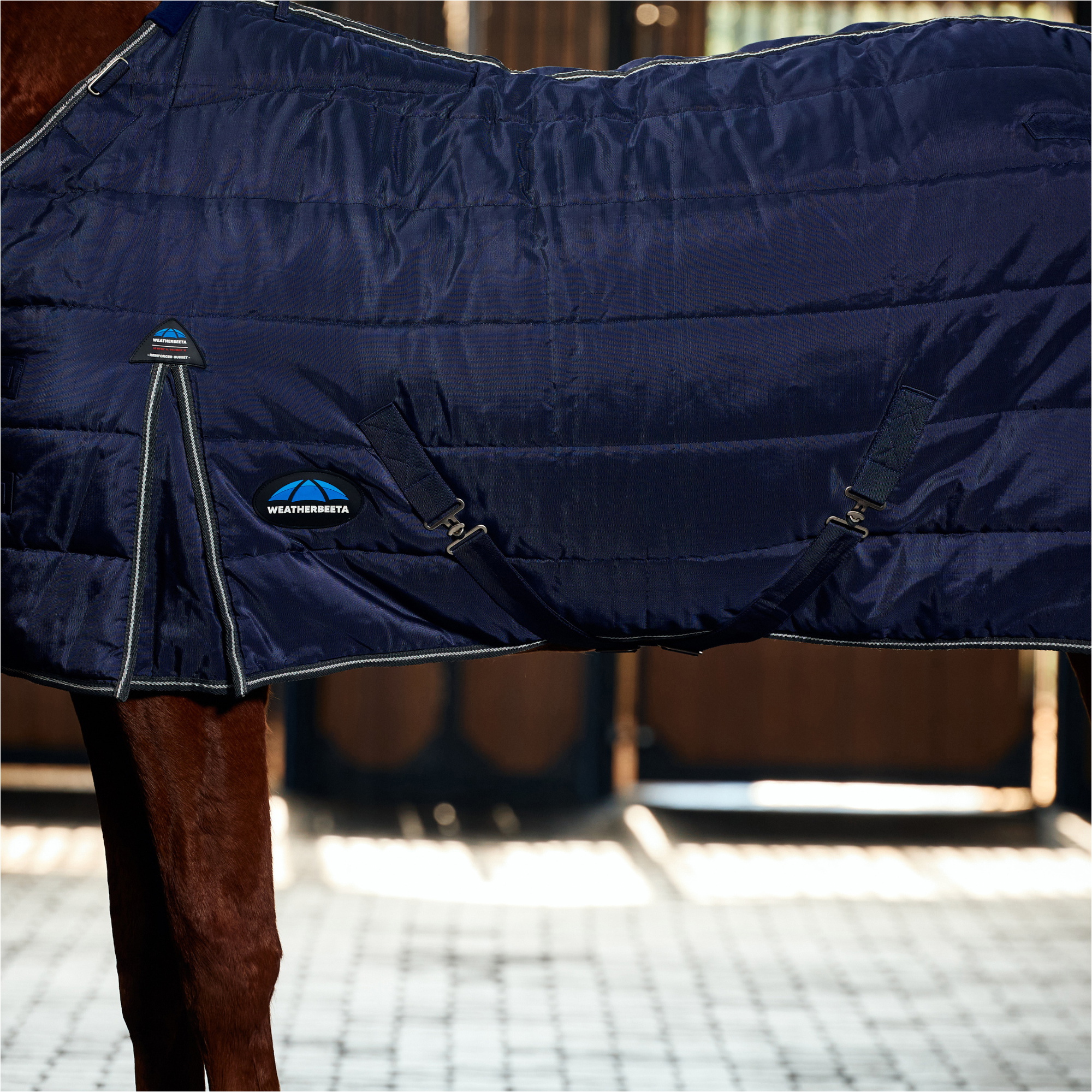 2025 WeatherBeeta Comfitec PP Channel Quilt Stable Detach-A-Neck 220G 1029042 - Navy